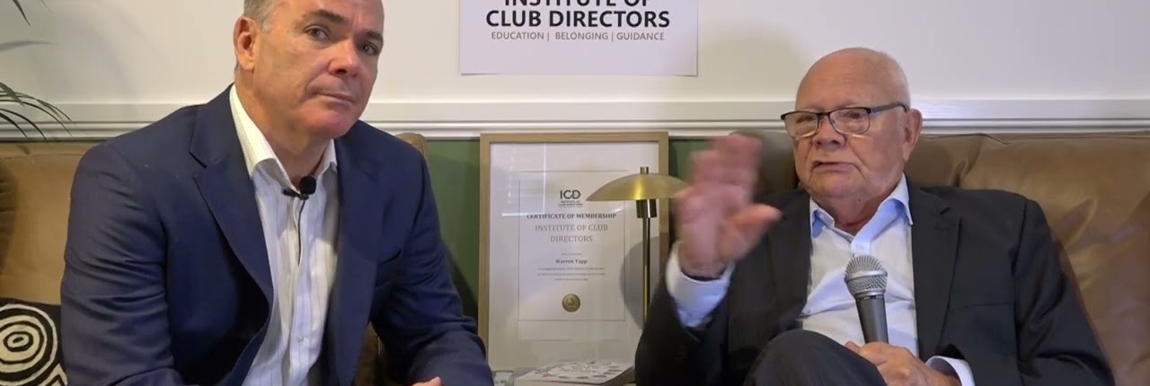 Speakers discussing leadership trends in club industry